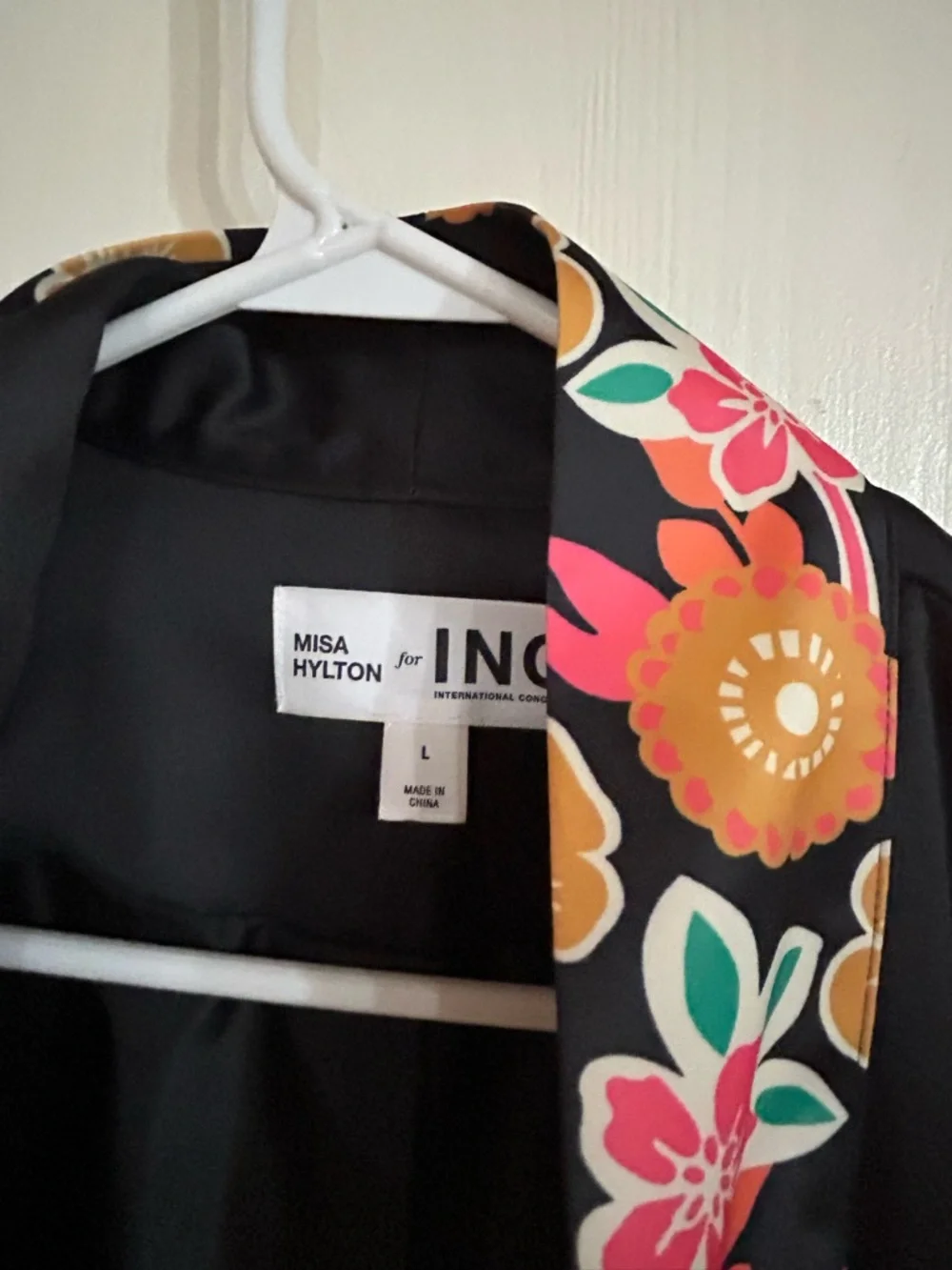 Misa Hylton and INC collaboration Floral Kimono Robe with Bold Multicolor Print - Picture 4 of 9